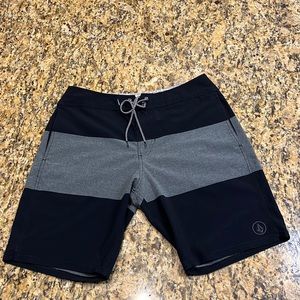 Volcom Board Shorts - Size 33